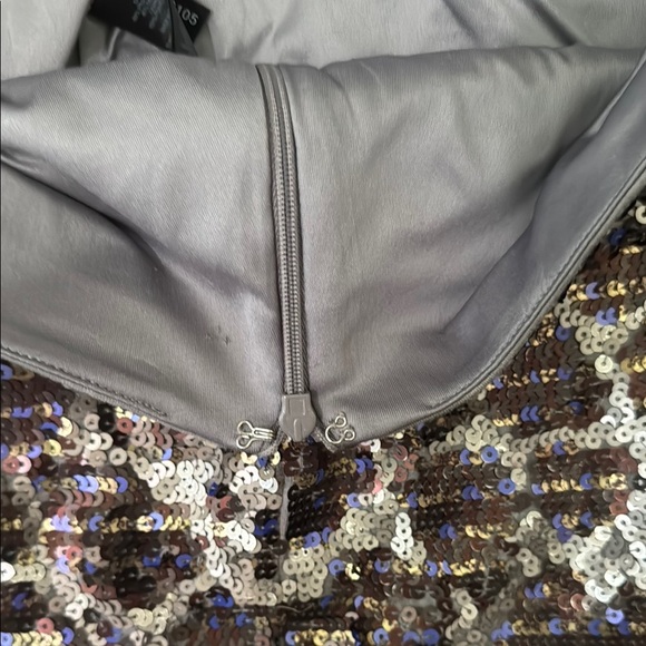 Express Silver Purple Sequin Mini Pencil Skirt - Picture 6 of 8